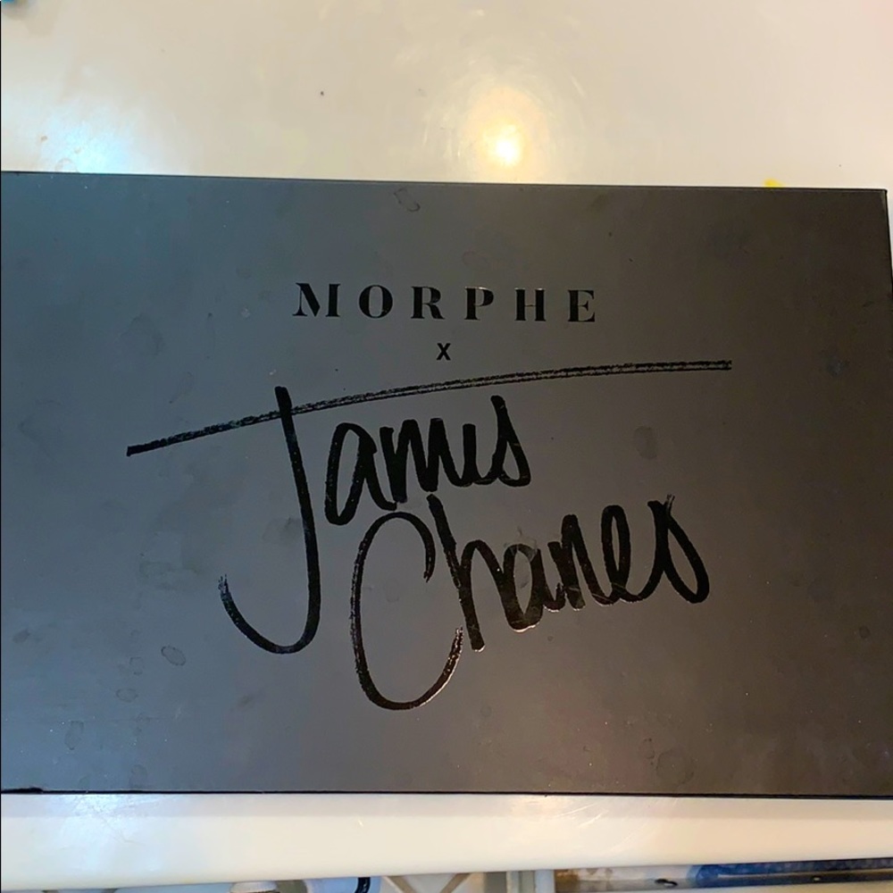 James Charles x morphe pallet